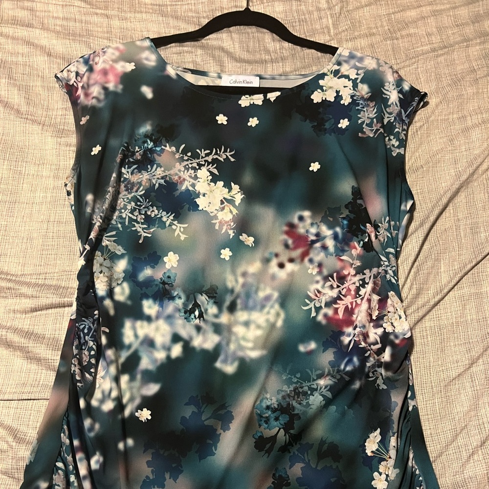 Floral Calvin Klein